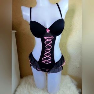 NWT Large Cut Out Teddy Lingerie Black/Pink